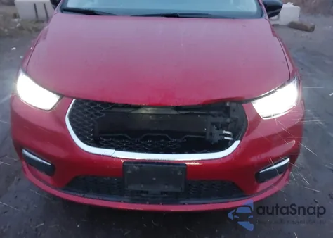 2024 Chrysler Pacifica Touring L z USA, uszkodzony, nr VIN 2C4RC1BG6RR182160